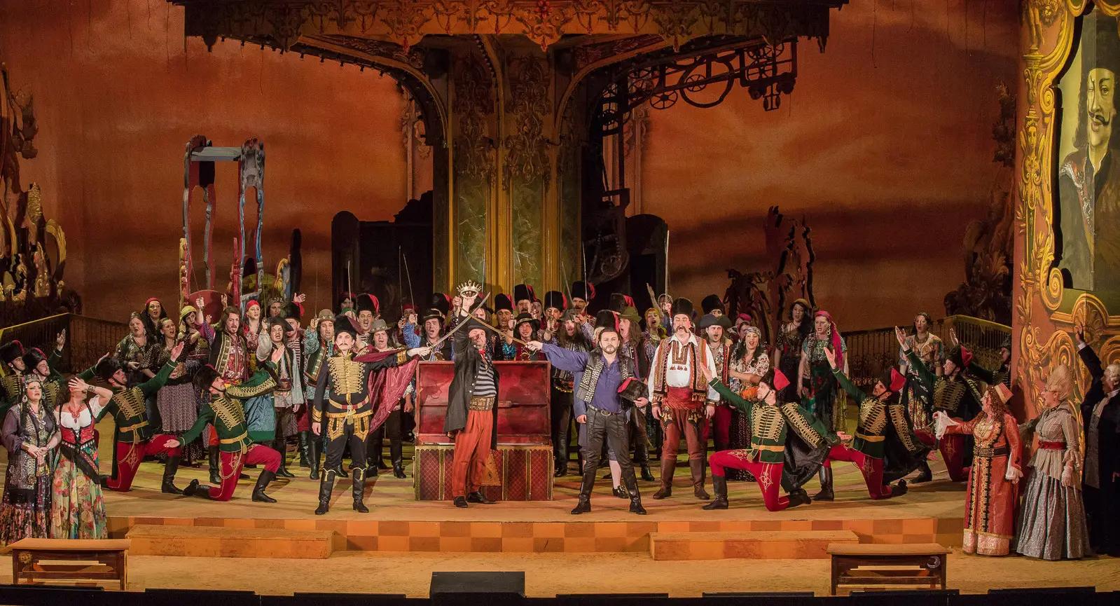 A cigánybáró statisztáit keresi a Szegedi Szabadtéri Játékok